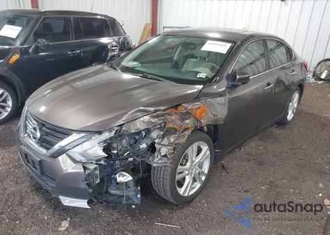 2016 Nissan Altima 3.5 Sl/3.5 Sr z USA, uszkodzony, nr VIN 1N4BL3AP7GC118204